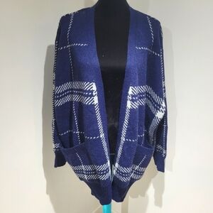 LuLaRoe Women's Peyton Oversized Plaid Open Front Cardigan 3X Blue White NEW
